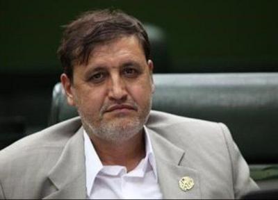 برخی از نمایندگان در حمایت از شریعتمداری پیامک هایی ارسال می نمایند