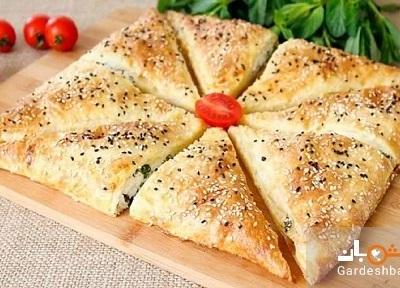بورک سبزیجات یک غذای فوری و خوشمزه ترکیه ای