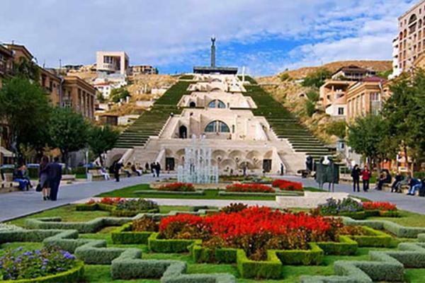 تور ارزان ارمنستان: هزار پله ایروان